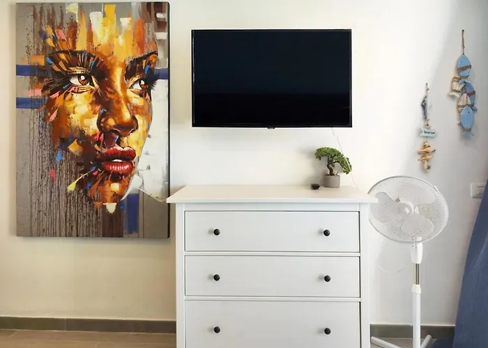 公寓 Estudio Borinquen Near The With Pool 阿德耶