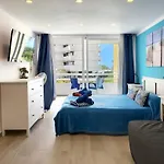 Estudio Borinquen Near The With Pool 아파트 *